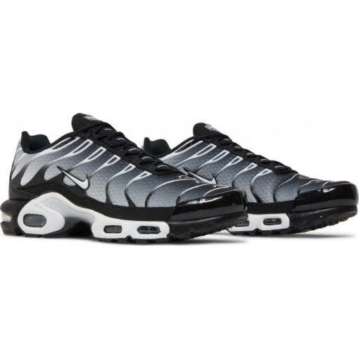 Tênis Air Max Plus 'Black Metallic Silver' - Image 3