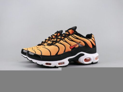 NIKE AIR MAX PLUS OG SUNSET ORANGE - Image 3