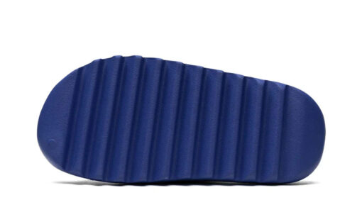 Yeezy Slide Azure - Image 4