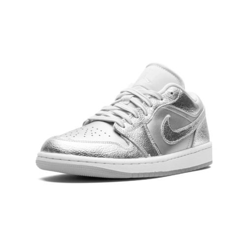 Air Jordan 1 Low 'Metallic Silver' Prata - Image 2