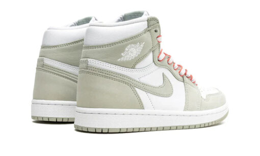 Air Jordan 1 High OG Seafoam - Image 4