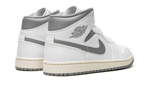 Air Jordan 1 Mid Vintage Grey - Image 3