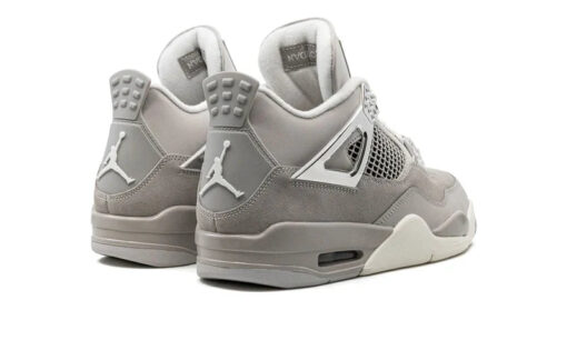 Air Jordan 4 Retro Frozen Moments - Image 3