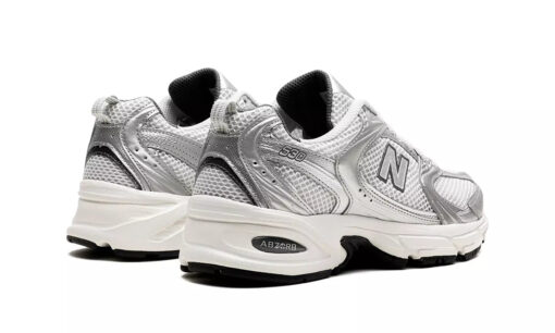 New Balance 530 'Grey Matter Silver Metallic' Cinza/Prata - Image 3