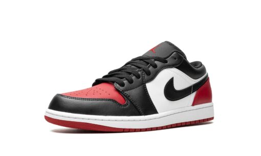 Nike Air Jordan 1 Low 'Bred Toe 2.0' Vermelho - Image 4